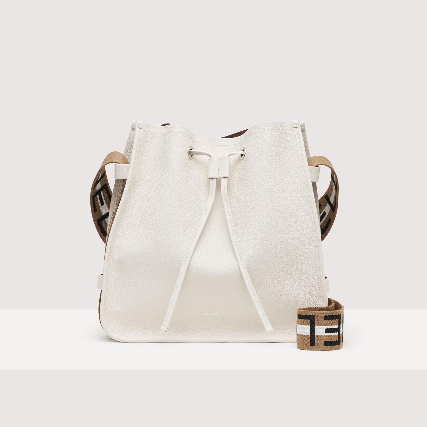 コチネッレ ラケル