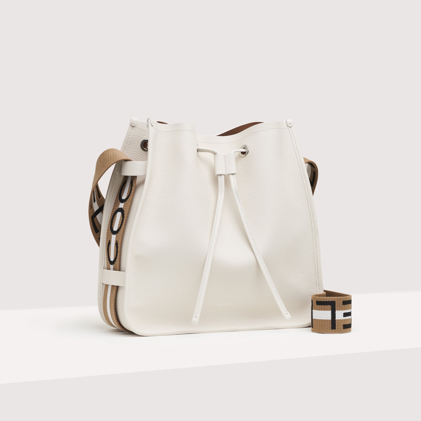 コチネッレ ラケル