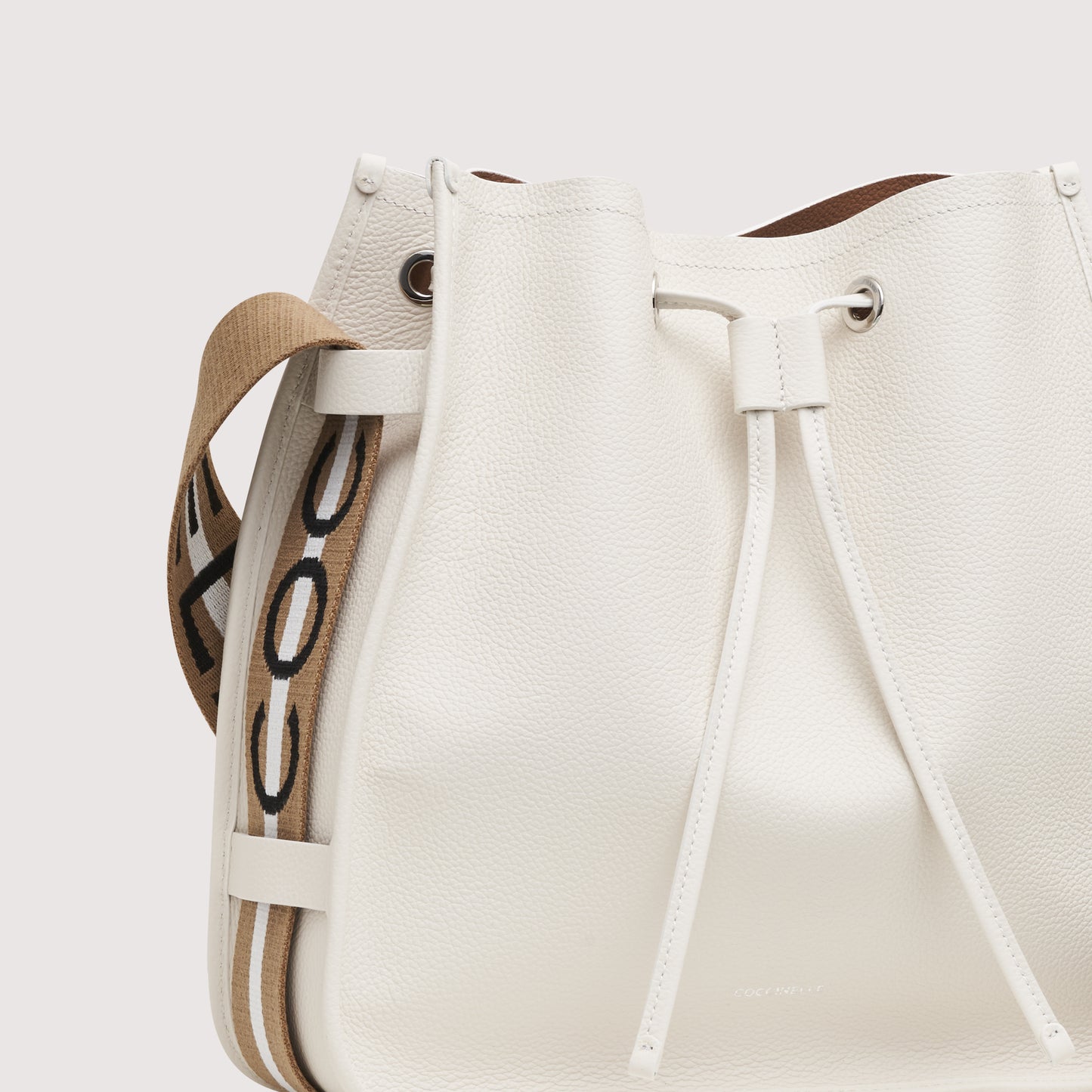 コチネッレ ラケル