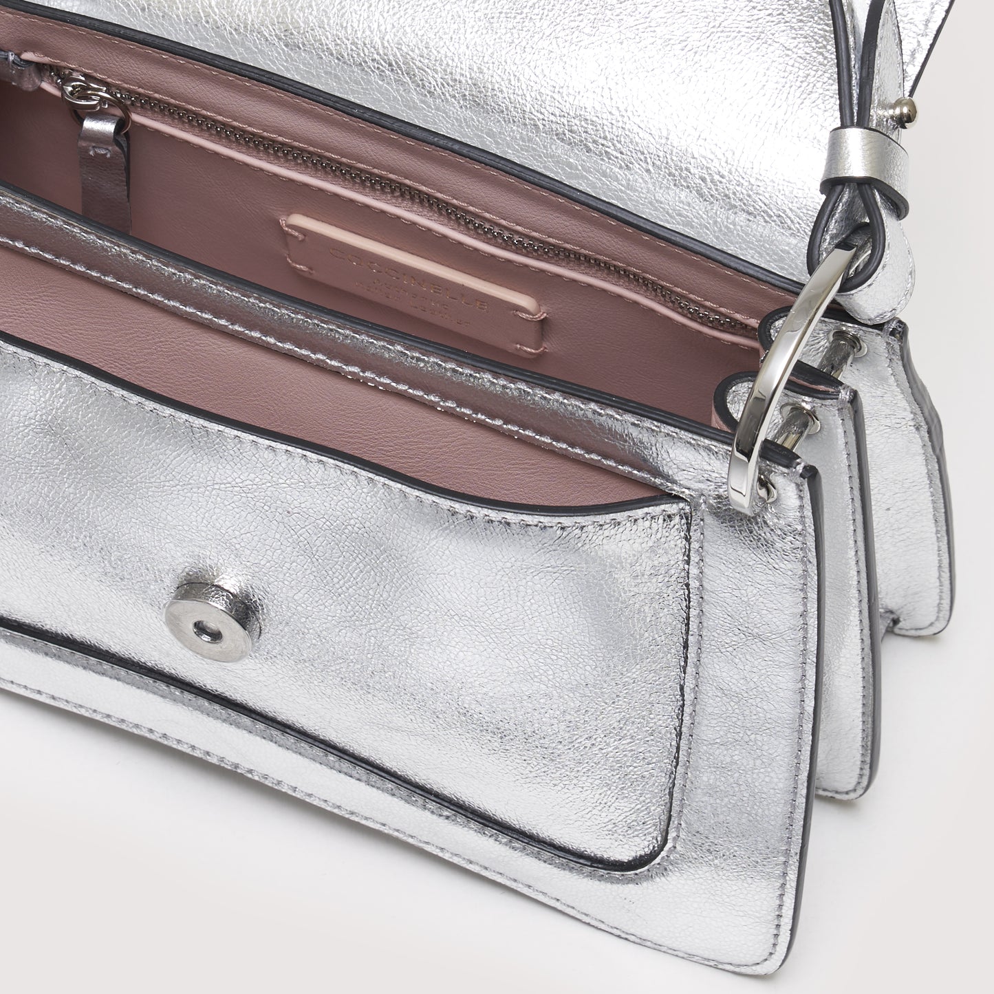 Coccinelle C-me Smooth Metal