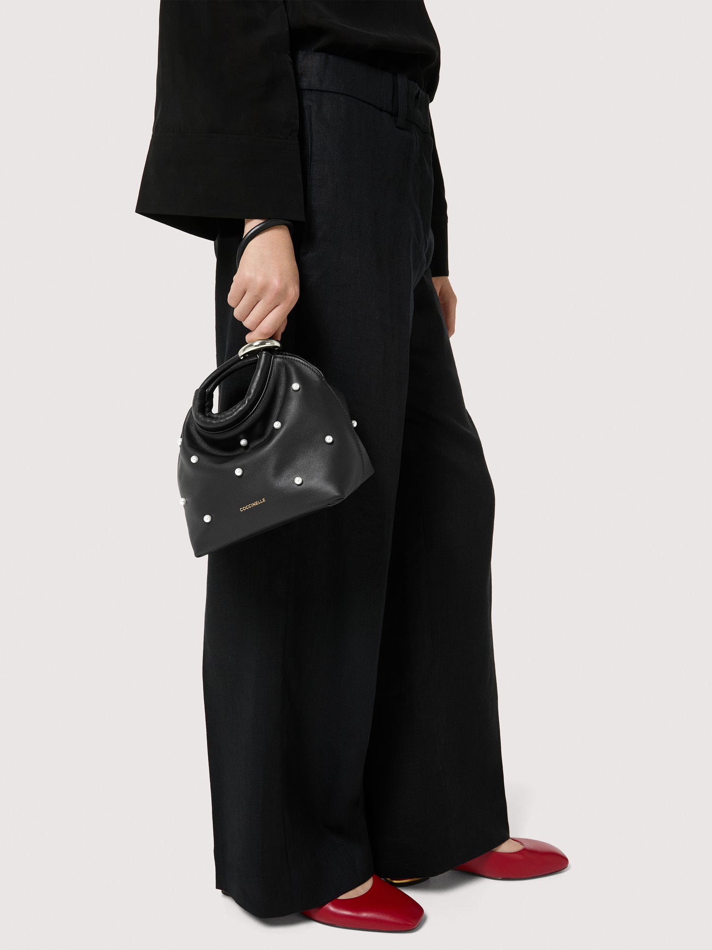 コチネッレ フィン ポーチ ミニ