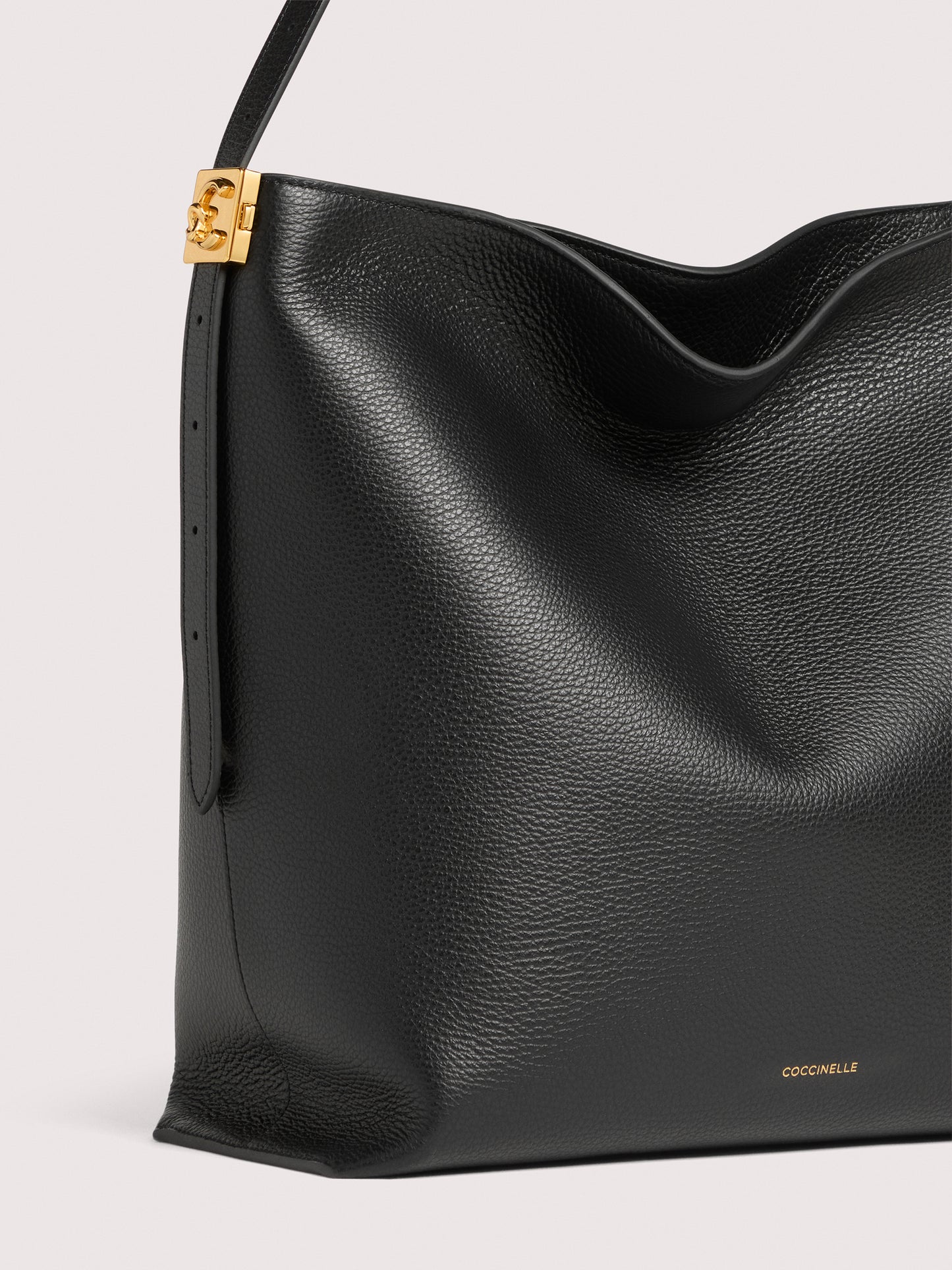 コチネッレC-MEロック ラージ