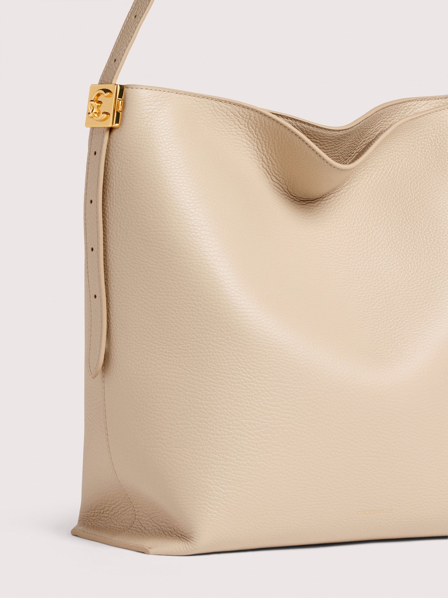 コチネッレC-MEロック ラージ