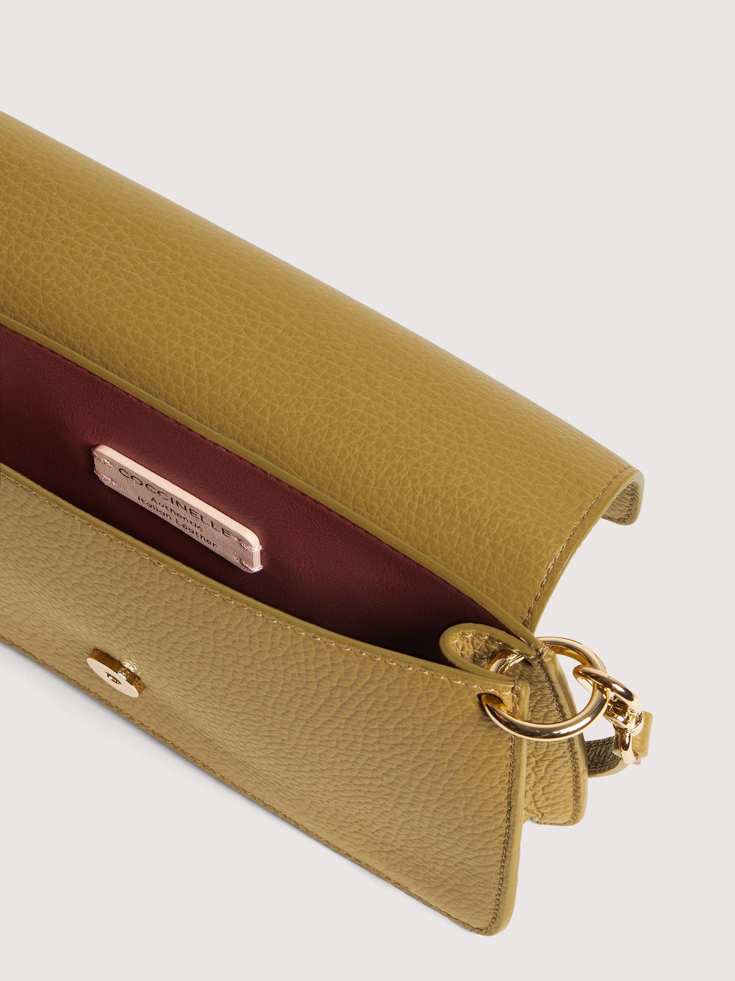 コチネッレC-ME フォンホルダー