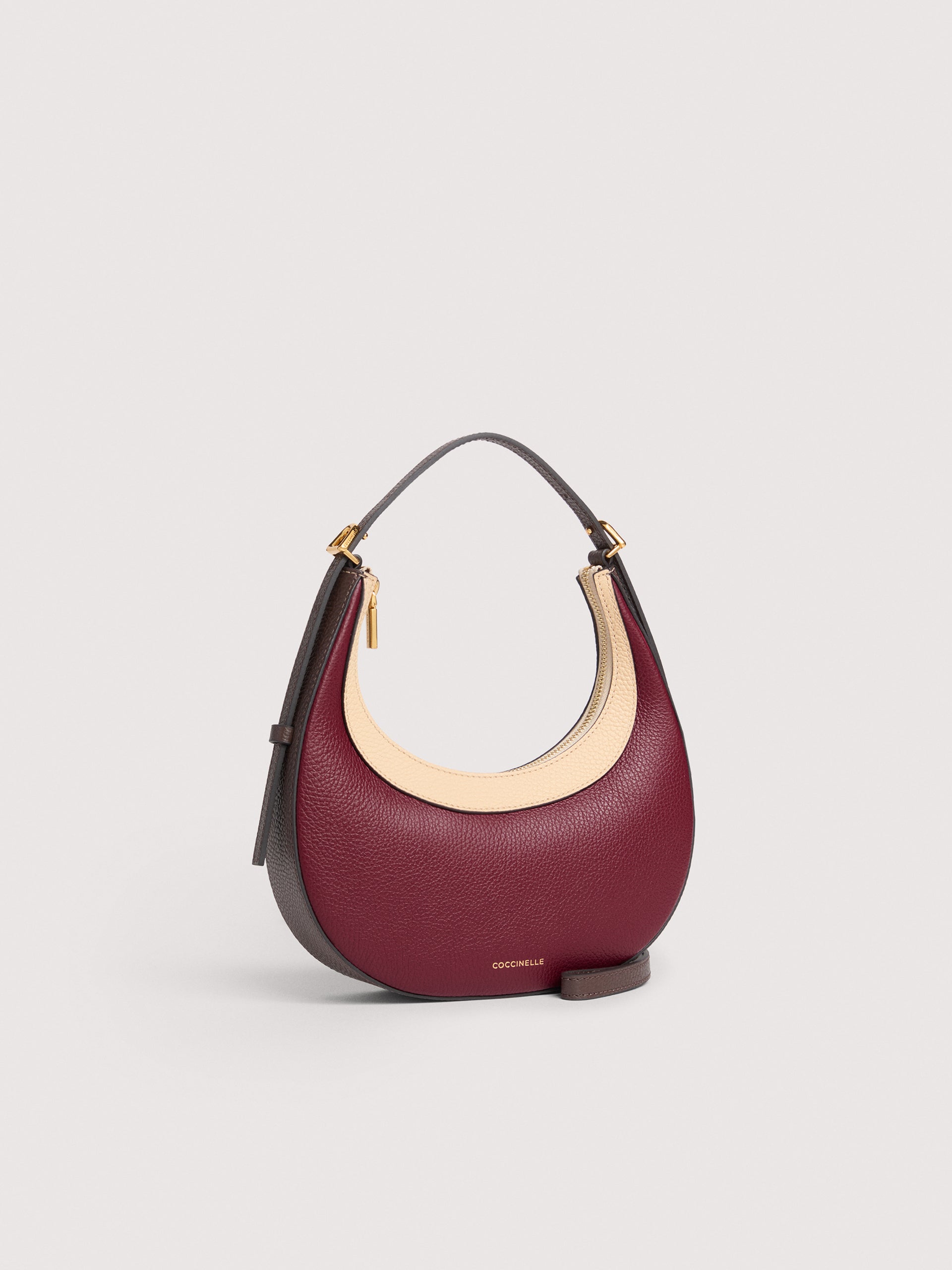 BACK HAVSEN バックハウゼン　ゴブラン織　ミニバッグ　パーティーバッグ コチネッレウィスパー トリカラー ミニバッグ – COCCINELLEJAPAN.COM